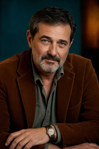 Krzysztof Cieślar — portret wygenerowany przez SI; fikcyjna persona